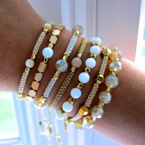 Mango Moon Jewelry - Handmade Beaded Friendship Bracelet ✨